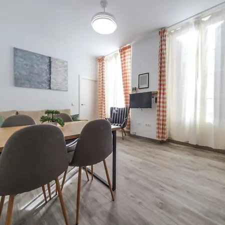 Cozy 1br Picasso By Easytrip Appartamento