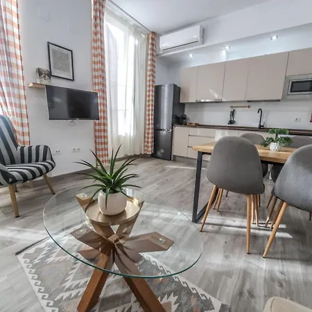 Appartamento Cozy 1br Picasso By Easytrip *