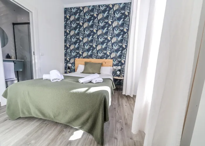 Cozy 1br Picasso By Easytrip