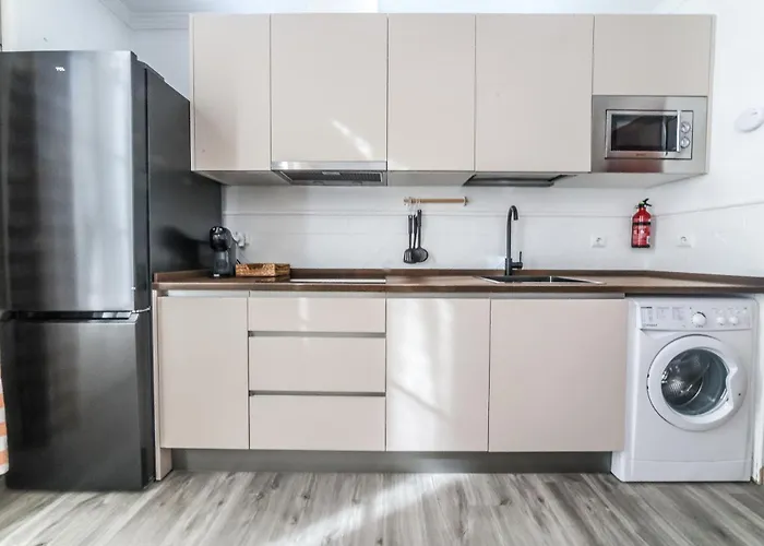 Cozy 1br Picasso By Easytrip