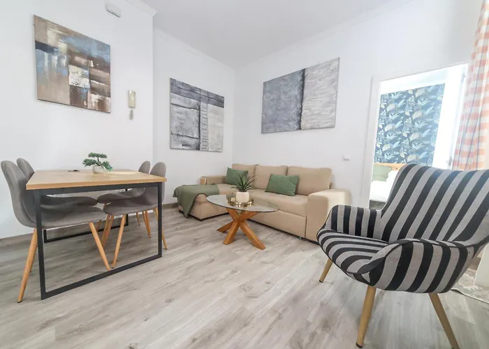 Cozy 1br Picasso By Easytrip