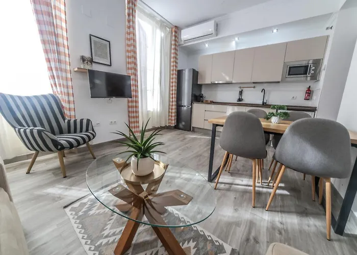 Διαμέρισμα Cozy 1br Picasso By Easytrip *