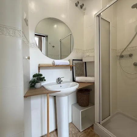 Apartment Cozy 1br Picasso By Easytrip Malaga